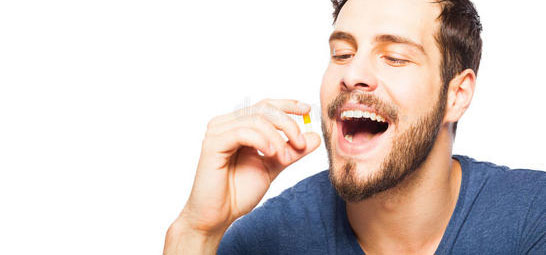 男性如何正確服用威而鋼：不同年齡段的用藥指南